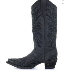 CIRCLE G WOMEN'S BLACK FILIGREE WESTERN BOOTS - SNIP TOE
